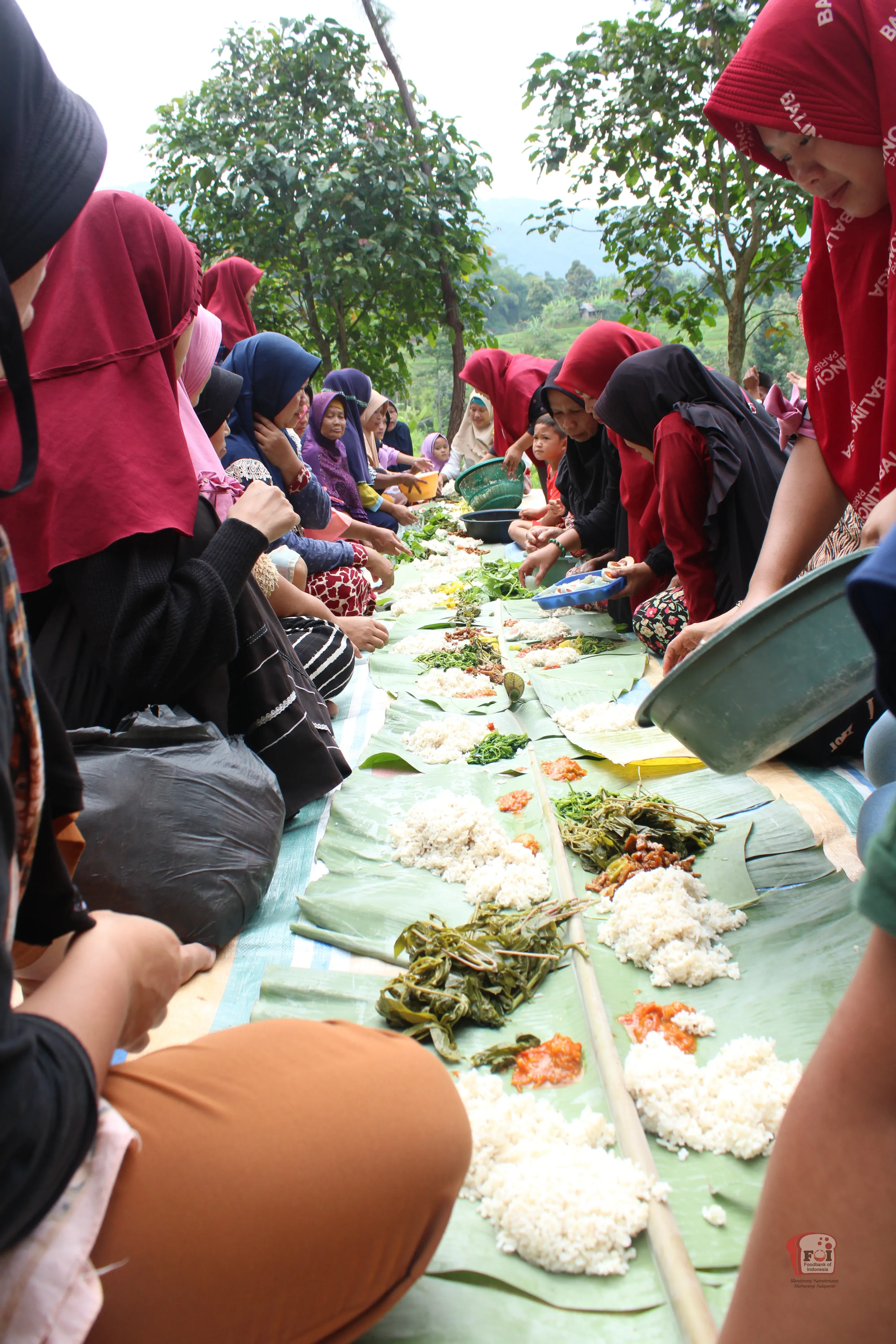 Kegiatan Foodbank of Indonesia bersama anak-anak